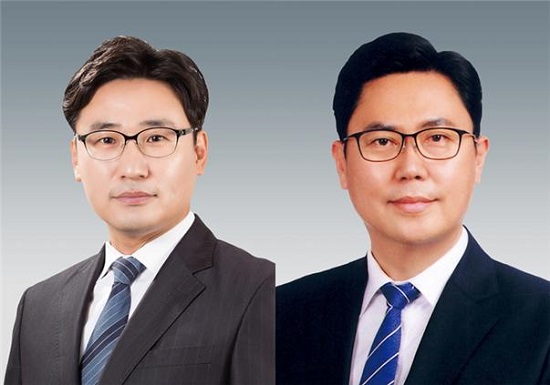 왼쪽에서부터 조성환 도의원(민주, 파주2), 이용욱 도의원(민주, 파주3)/경기도의회